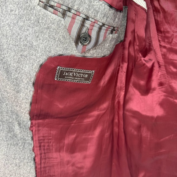 Jack Victor Exclusive Collection Blazer Lapel Collar Two Buttoned Gray Size 42S - Picture 6 of 11